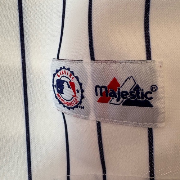 MAJESTIC NWOT GENUINE MERCHANDISE YANKEES DEREK JETER # 2 STITCHES SIZE L Kids - Picture 4 of 7